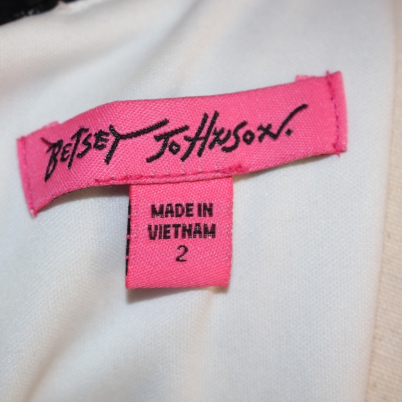 Betsey Johnson, black lace dress  Size 2......... - Picture 8 of 9